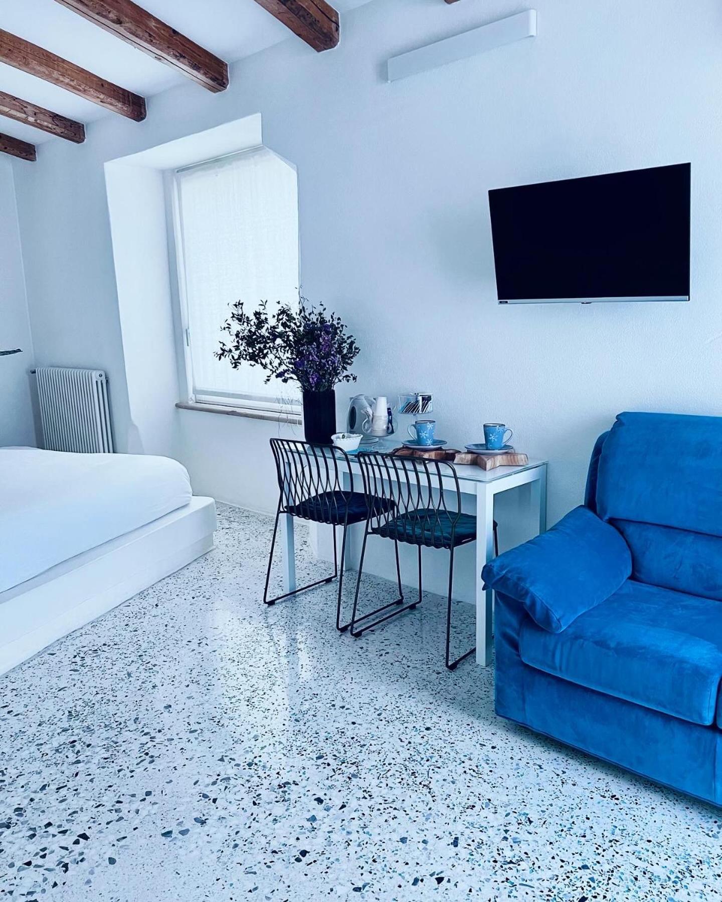 Hydria Guest House Art Gallery Acquaviva delle Fonti Bagian luar foto