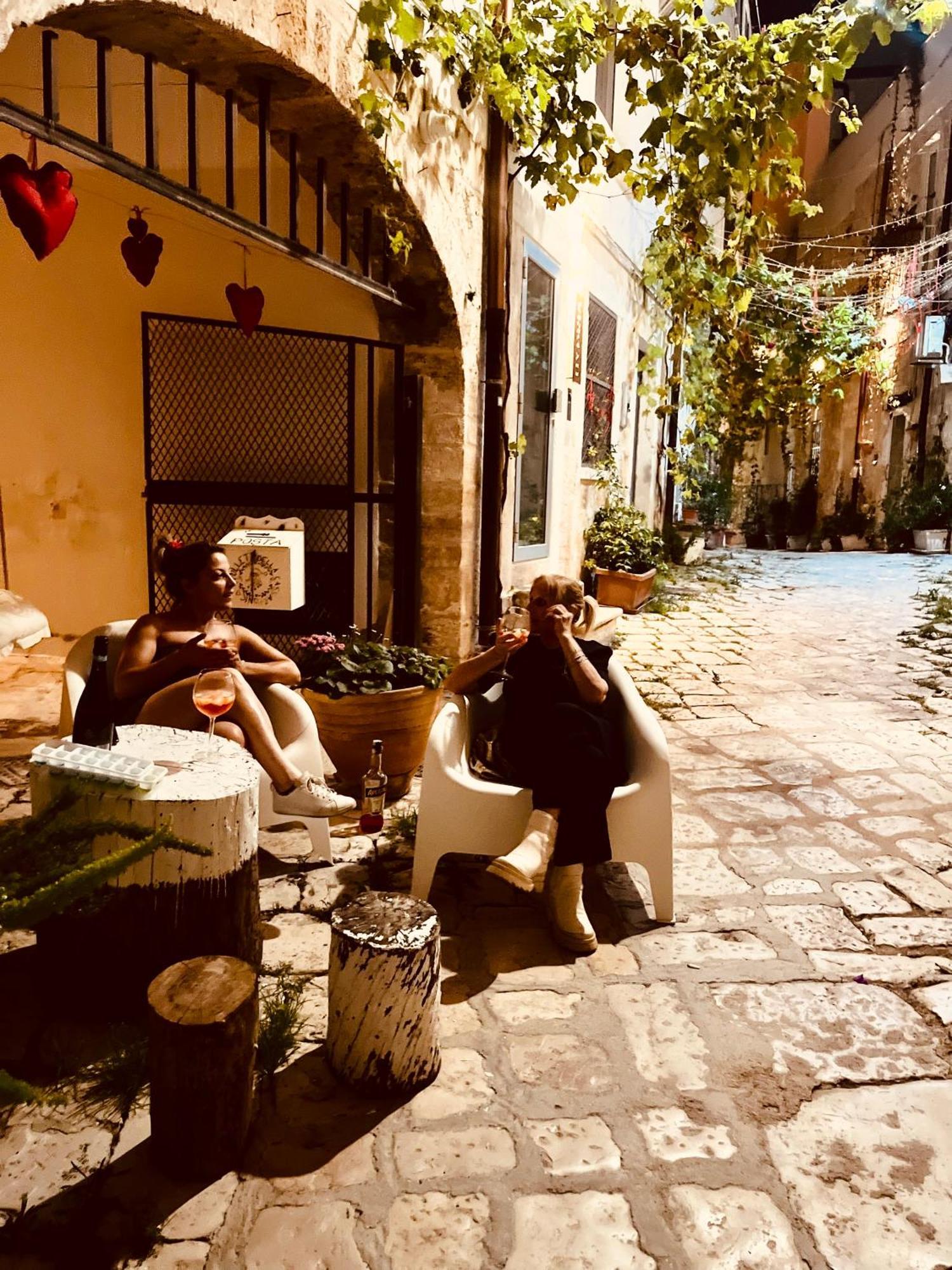 Hydria Guest House Art Gallery Acquaviva delle Fonti Bagian luar foto